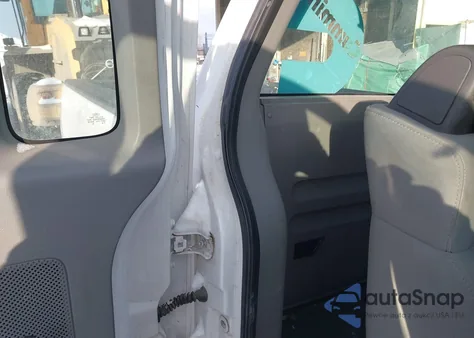 2008 Ford F-150 Stx/Xl/Xlt из США, поврежденный, VIN 1FTRF12228KC52732